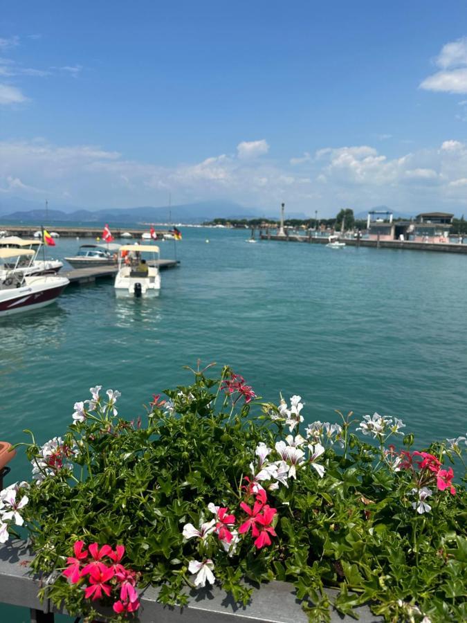 Holiday House Al Porto View Lake Peschiera del Garda Esterno foto